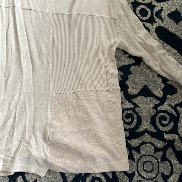 Saturday Sunday Sweater - Picture 8 of 9